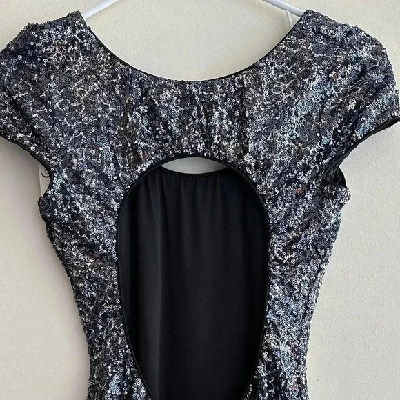 Dress The Population Gabriella Mini Dress, Sequined Open Back Dress, Large - Picture 13 of 16